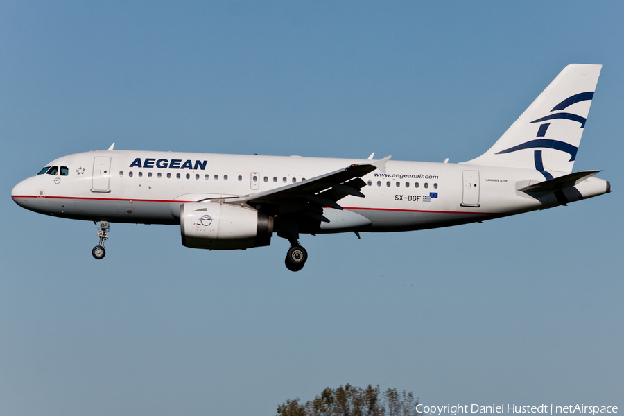 Aegean Airlines Airbus A319-132 (SX-DGF) | Photo 451639