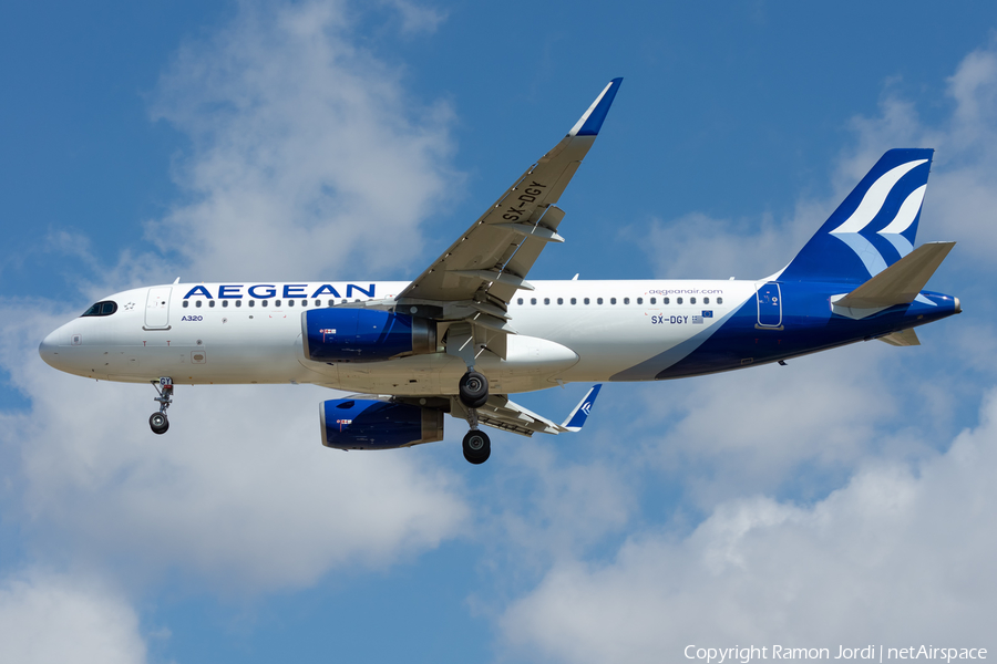 Aegean Airlines Airbus A320-232 (SX-DGY) | Photo 456885