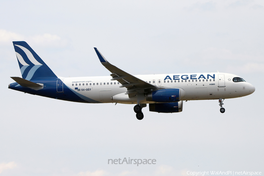 Aegean Airlines Airbus A320-232 (SX-DGY) | Photo 522380