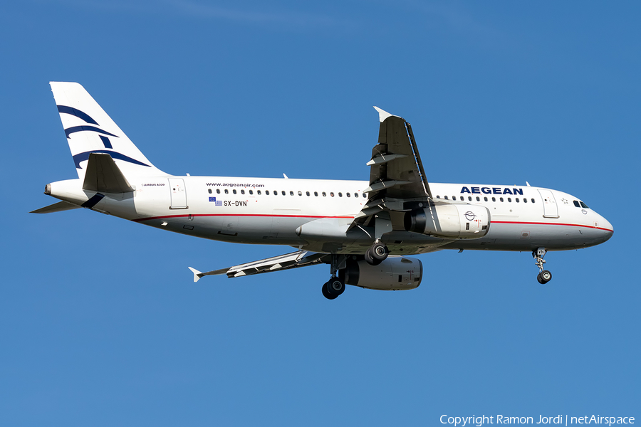 Aegean Airlines Airbus A320-232 (SX-DVN) | Photo 394477