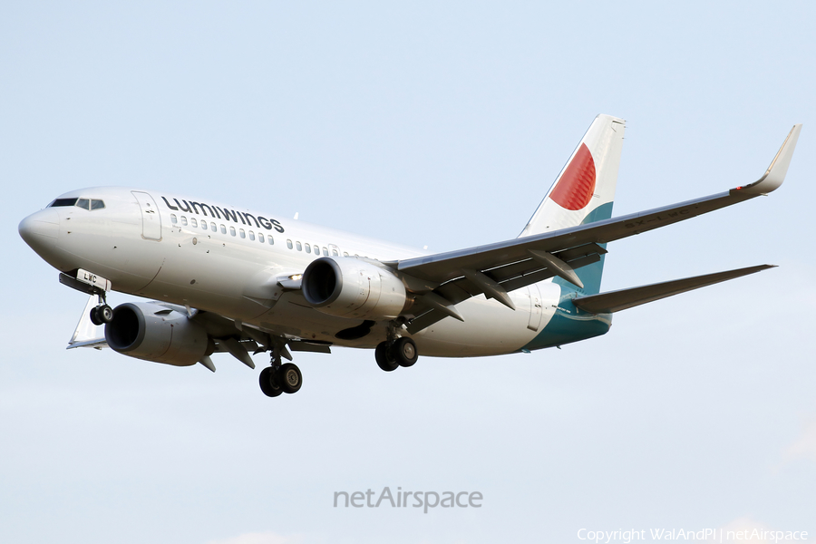 Lumiwings Boeing 737-7K2 (SX-LWC) | Photo 522643