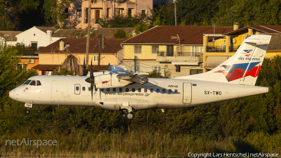 Sky Express ATR 42-500 (SX-TWO) | Photo 526975