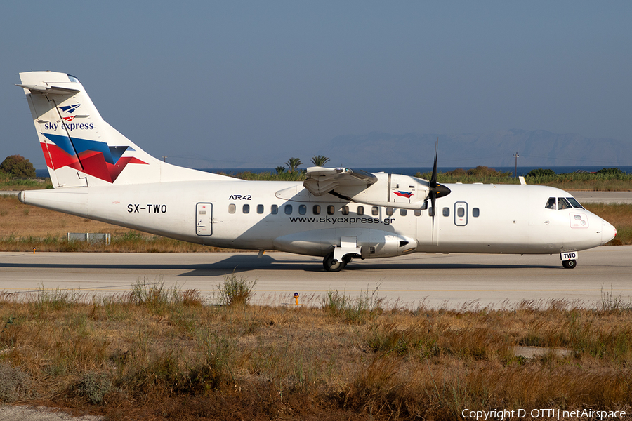 Sky Express ATR 42-500 (SX-TWO) | Photo 347101