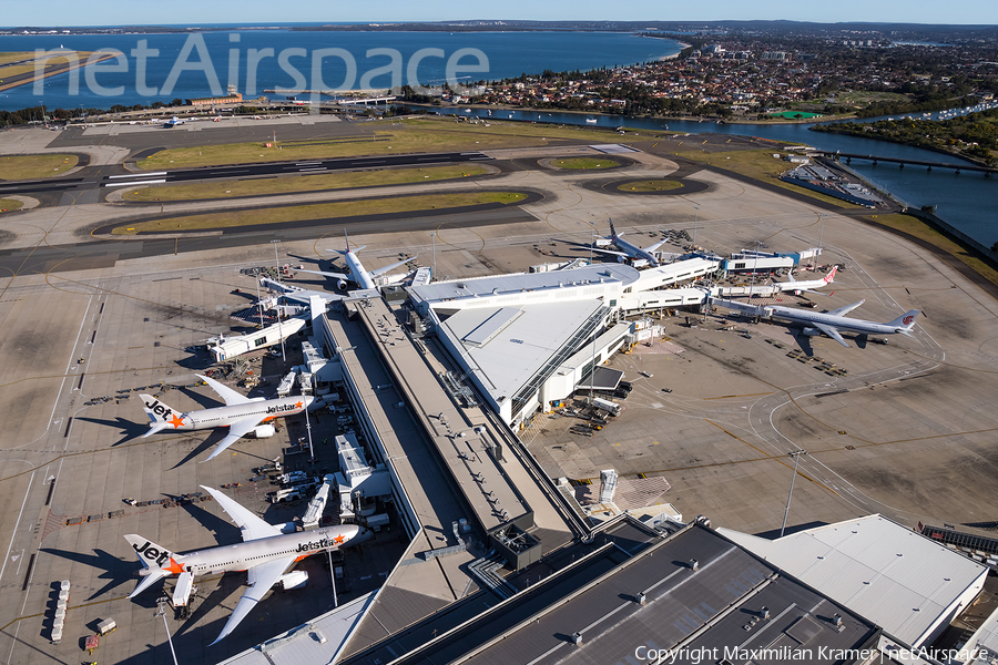 Aviation photo 390227