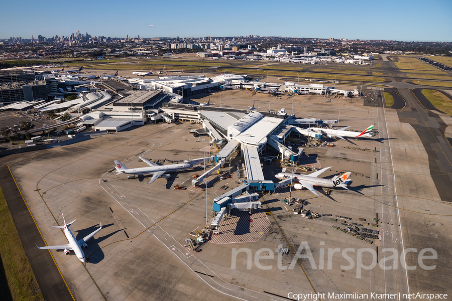 Aviation photo 390232