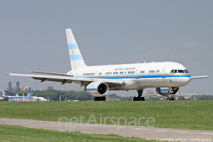 Argentinian Government Boeing 757-23A (T-01) | Photo 154285