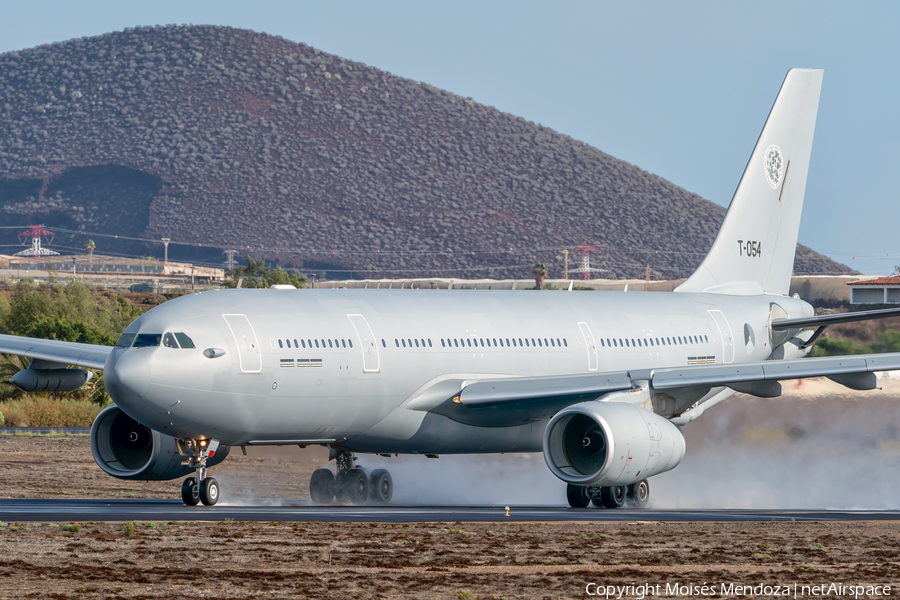 Royal Netherlands Air Force Airbus A330-243MRTT (T-054) | Photo 413612