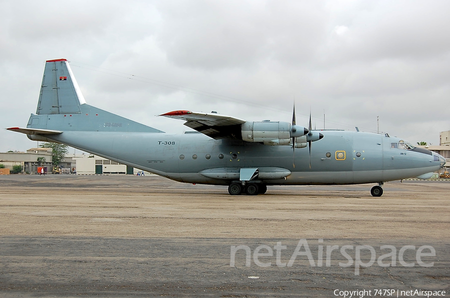 Angolan Air Force Antonov An-12 (T-308) | Photo 44323