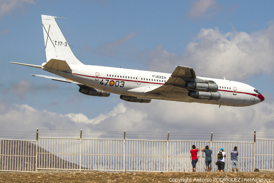 Spanish Air Force (Ejército del Aire) Boeing 707-368C (T.17-3) | Photo 213740