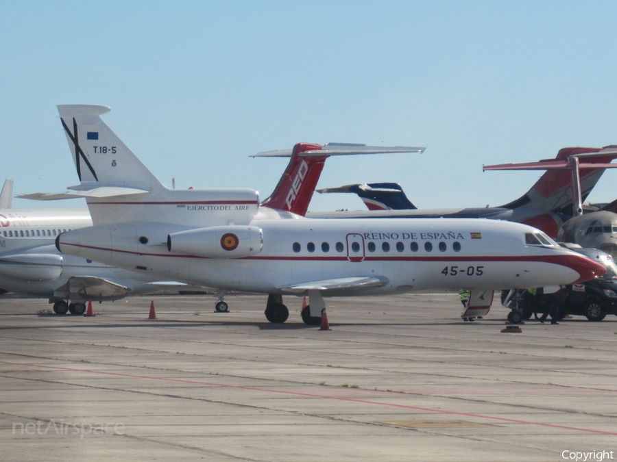 Spanish Air Force (Ejército del Aire) Dassault Falcon 900B (T.18-5) | Photo 415924