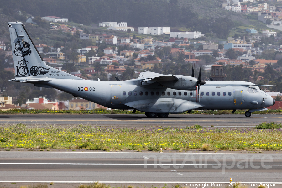 Spanish Air Force (Ejército del Aire) CASA C-295M (T.21-02) | Photo 670444