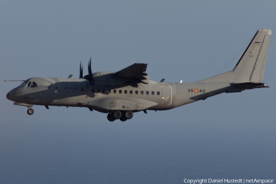 Spanish Air Force (Ejército del Aire) CASA C-295M (T.21-02) | Photo 413430