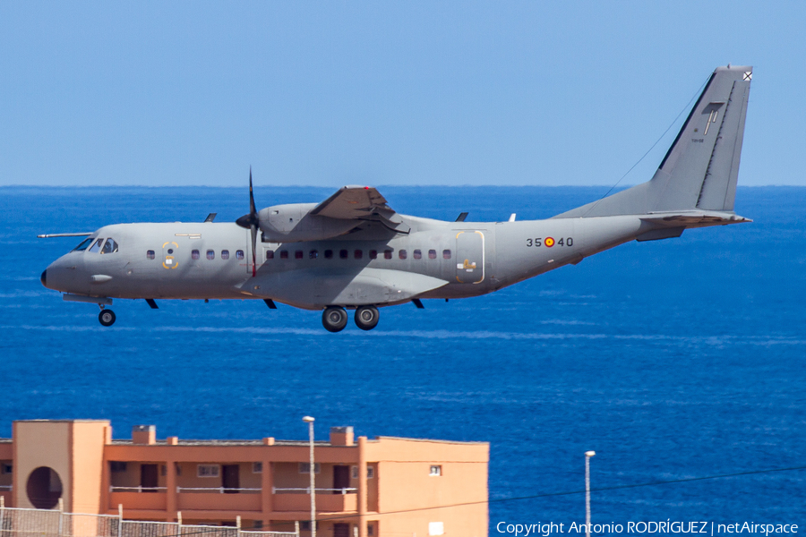 Spanish Air Force (Ejército del Aire) CASA C-295M (T.21-02) | Photo 300257