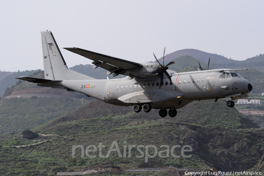 Spanish Air Force (Ejército del Aire) CASA C-295M (T.21-06) | Photo 415429