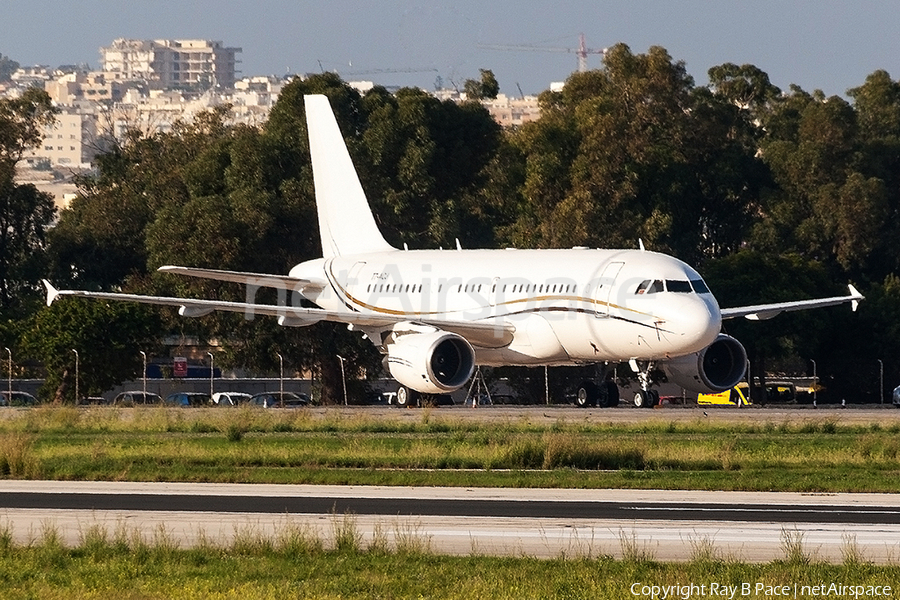 Comlux Aviation Airbus A319-115X CJ (T7-ACJ) | Photo 354661