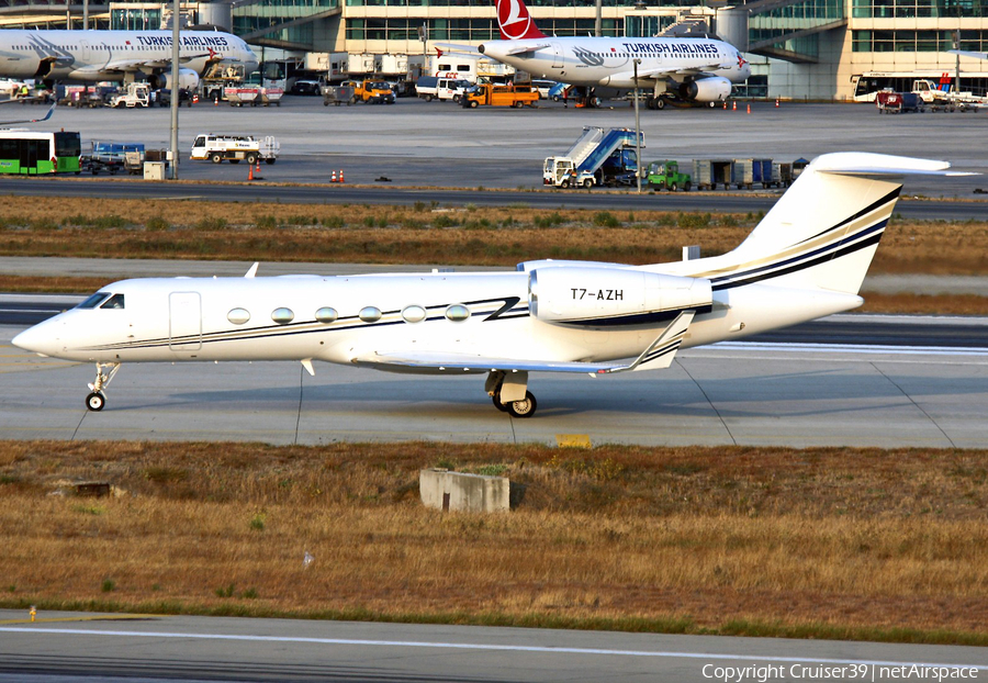 (Private) Gulfstream G-IV-X (G450) (T7-AZH) | Photo 194555