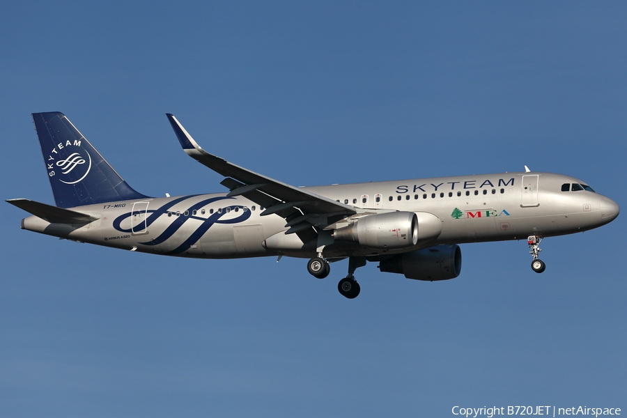 MEA - Middle East Airlines Airbus A320-214 (T7-MRD) | Photo 409666