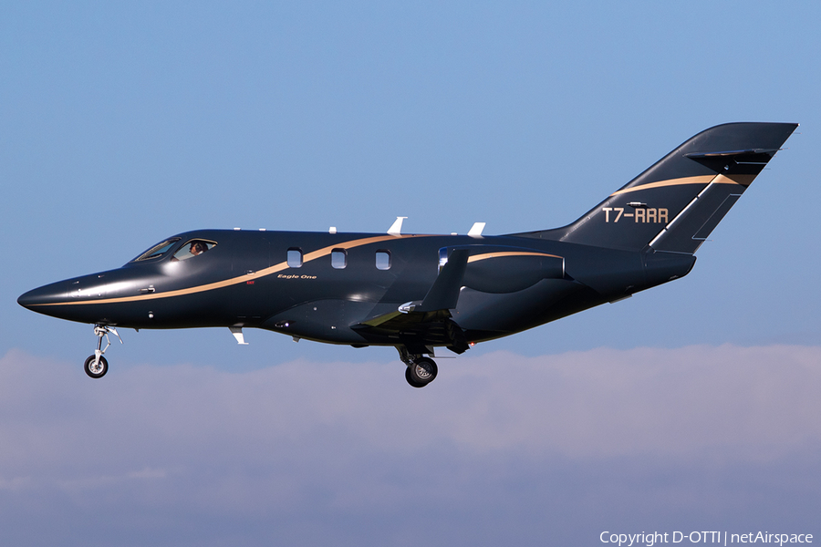 (Private) Honda HA-420 HondaJet Elite (T7-RRR) | Photo 596361