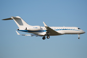 (Private) Bombardier BD-700-1A10 Global 6000 (T7-WMB) at  Farnborough, United Kingdom