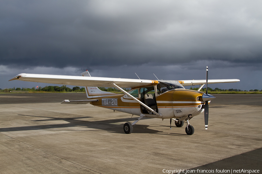 Smile Air Cessna 182P Skylane (T8A-210) | Photo 359587