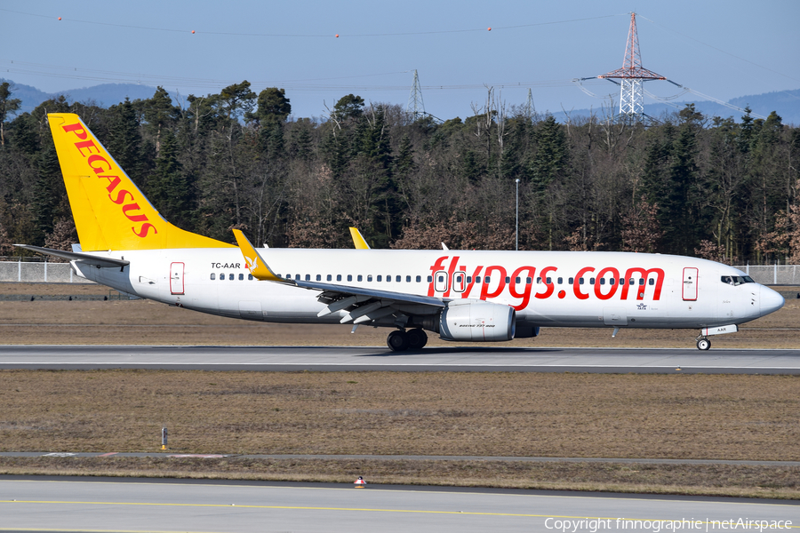 Pegasus Airlines Boeing 737-86N (TC-AAR) | Photo 421964