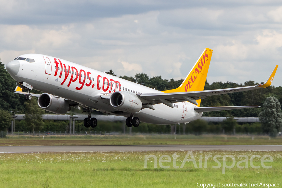 Pegasus Airlines Boeing 737-86N (TC-AAR) | Photo 114723