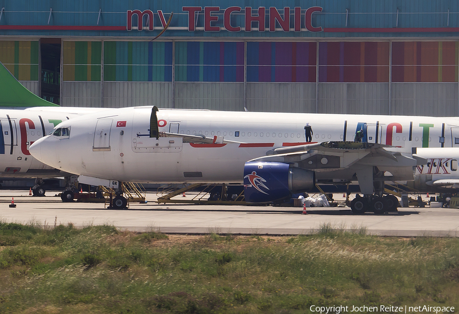 ULS Airlines Cargo Airbus A300B4-203(F) (TC-AGK) | Photo 48744