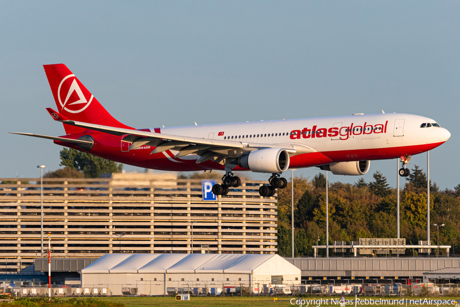 AtlasGlobal Airbus A330-203 (TC-AGL) | Photo 352473