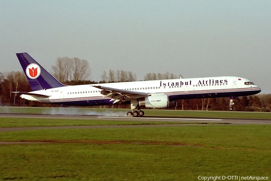 Istanbul Airlines Boeing 757-236 (TC-AJA) | Photo 141878