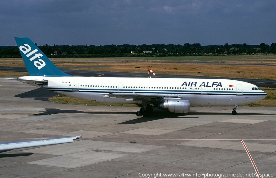 Air Alfa Airbus A300B4-203 (TC-ALR) | Photo 401201