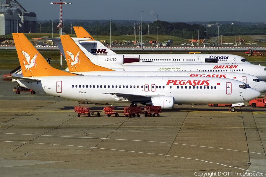 Pegasus Airlines Boeing 737-4Q8 (TC-APB) | Photo 414479