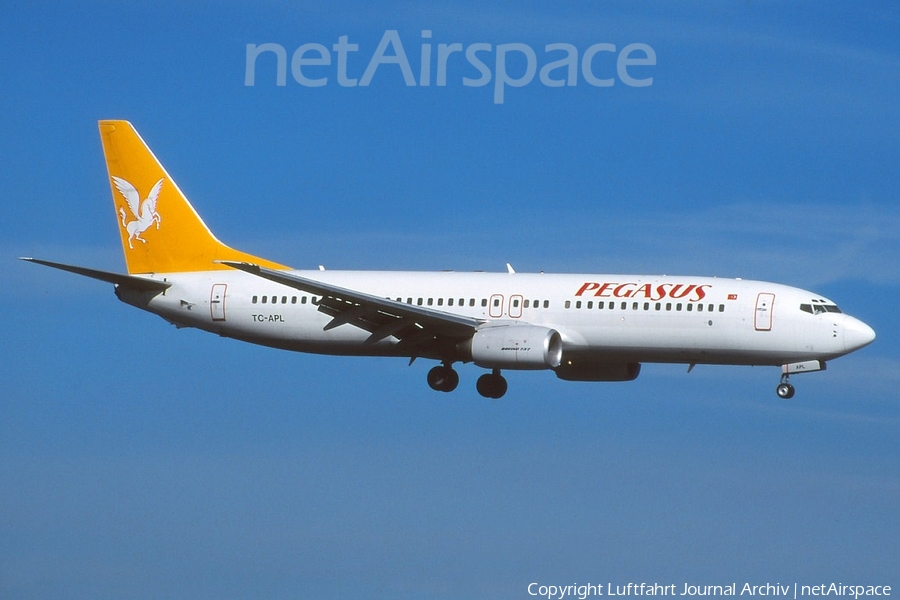 Pegasus Airlines Boeing 737-86N (TC-APL) | Photo 410277