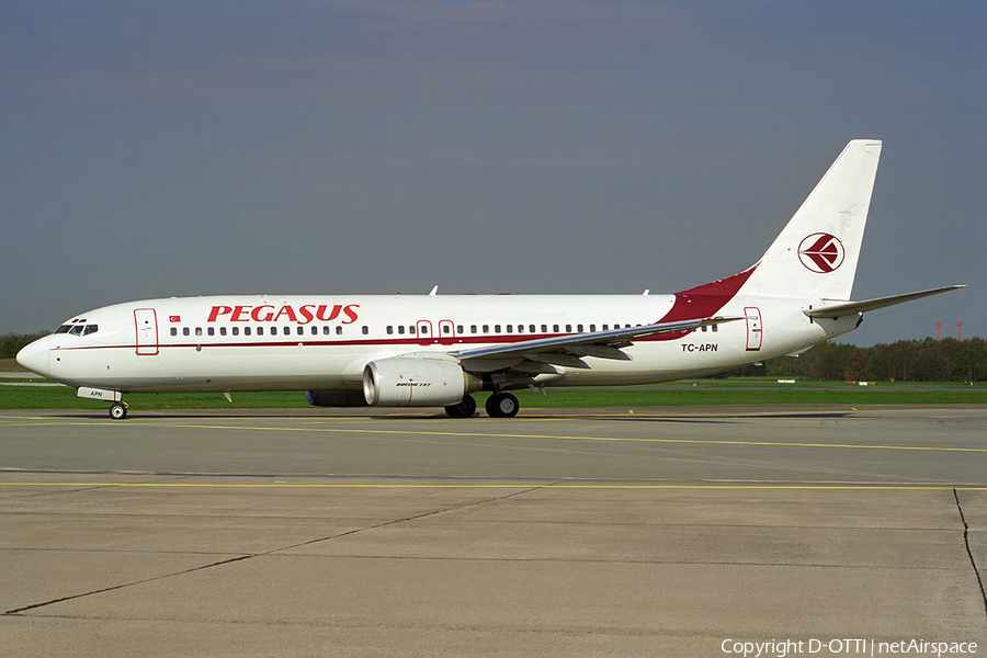 Pegasus Airlines Boeing 737-86N (TC-APN) | Photo 585120
