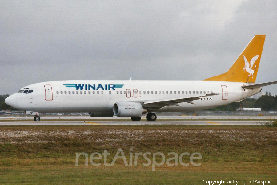 Winair (USA) Boeing 737-4Q8 (TC-APP) | Photo 451768