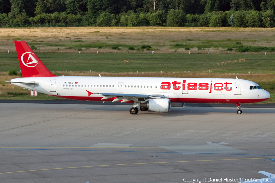 Atlasjet Airbus A321-211 (TC-ATB) | Photo 528483