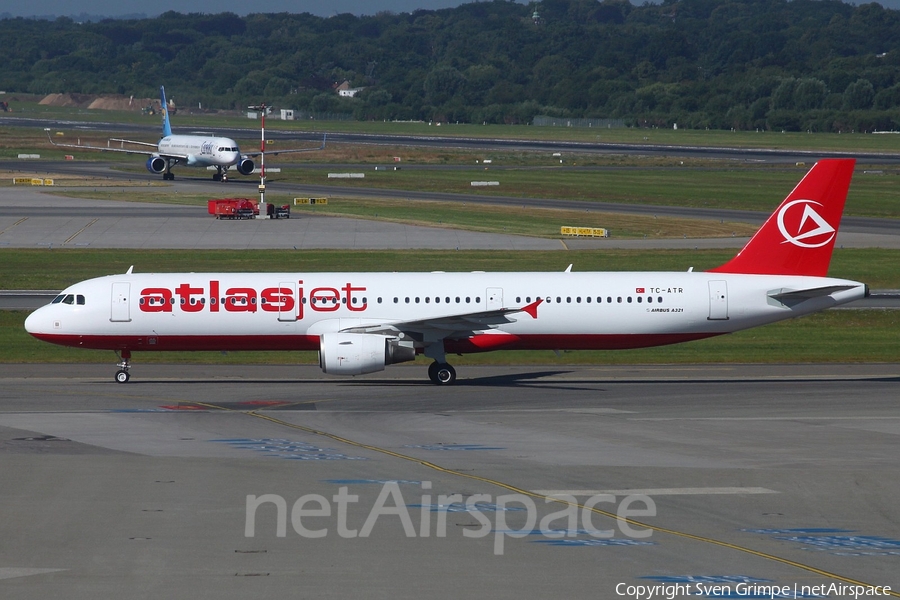 Atlasjet Airbus A321-211 (TC-ATR) | Photo 29445