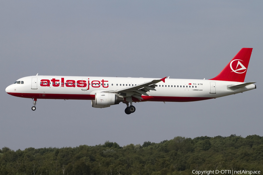 Atlasjet Airbus A321-211 (TC-ATR) | Photo 449145