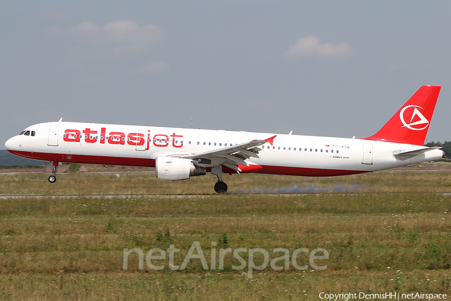 Atlasjet Airbus A321-211 (TC-ATR) | Photo 391840