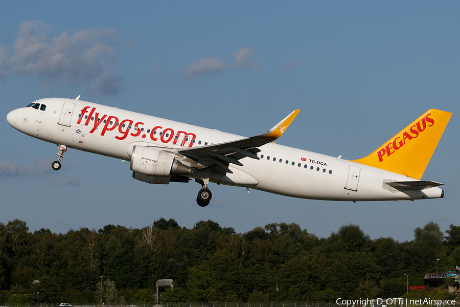 Pegasus Airlines Airbus A320-214 (TC-DCA) | Photo 469957