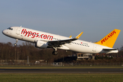 Pegasus Airlines Airbus A320-214 (TC-DCB) at  Hamburg - Fuhlsbuettel (Helmut Schmidt), Germany