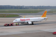 Pegasus Airlines Airbus A320-214 (TC-DCD) at  Hamburg - Fuhlsbuettel (Helmut Schmidt), Germany