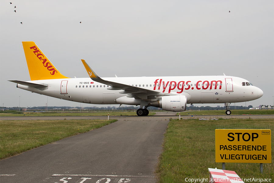 Pegasus Airlines Airbus A320-216 (TC-DCG) | Photo 82530