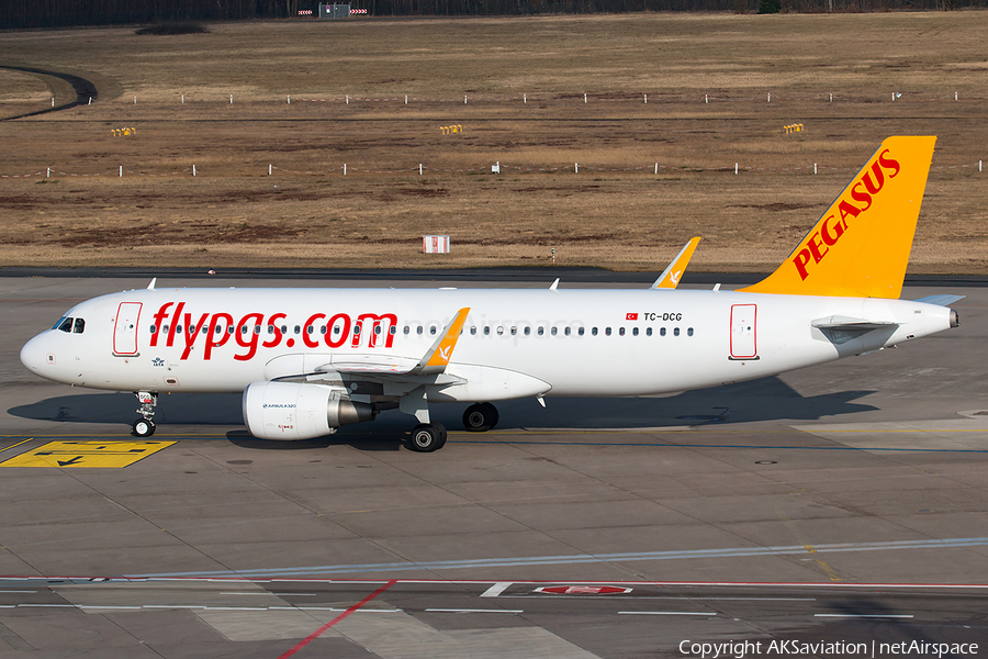 Pegasus Airlines Airbus A320-216 (TC-DCG) | Photo 142161