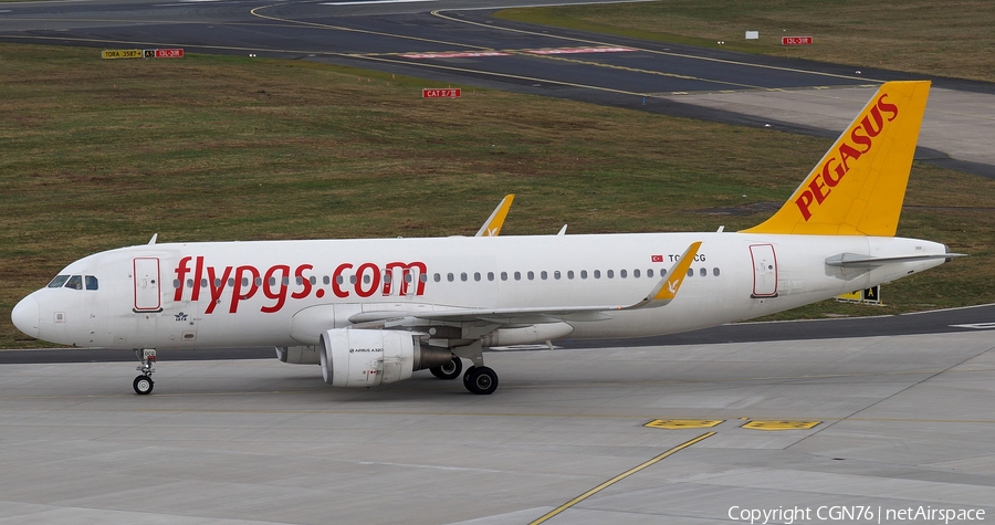 Pegasus Airlines Airbus A320-216 (TC-DCG) | Photo 675394