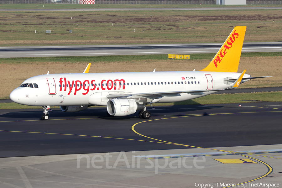 Pegasus Airlines Airbus A320-216 (TC-DCG) | Photo 557136
