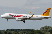 Pegasus Airlines Airbus A320-216 (TC-DCG) at  Hamburg - Fuhlsbuettel (Helmut Schmidt), Germany