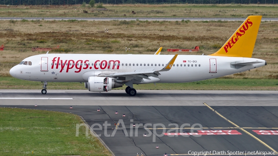 Pegasus Airlines Airbus A320-216 (TC-DCI) | Photo 237058