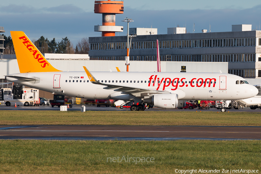 Pegasus Airlines Airbus A320-214 (TC-DCM) | Photo 203800