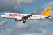 Pegasus Airlines Airbus A320-214 (TC-DCM) at  Hamburg - Fuhlsbuettel (Helmut Schmidt), Germany