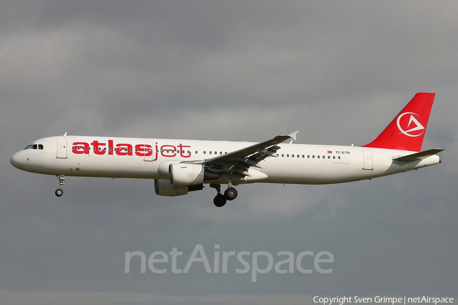 Atlasjet Airbus A321-211 (TC-ETR) | Photo 10592
